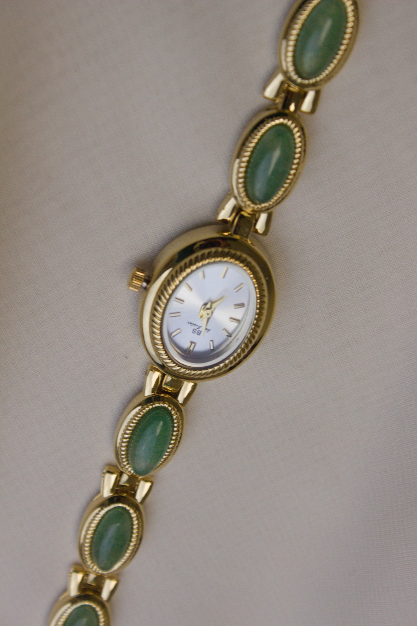 GEDI Gold Oval Jade-Loop Watch (photo 1)