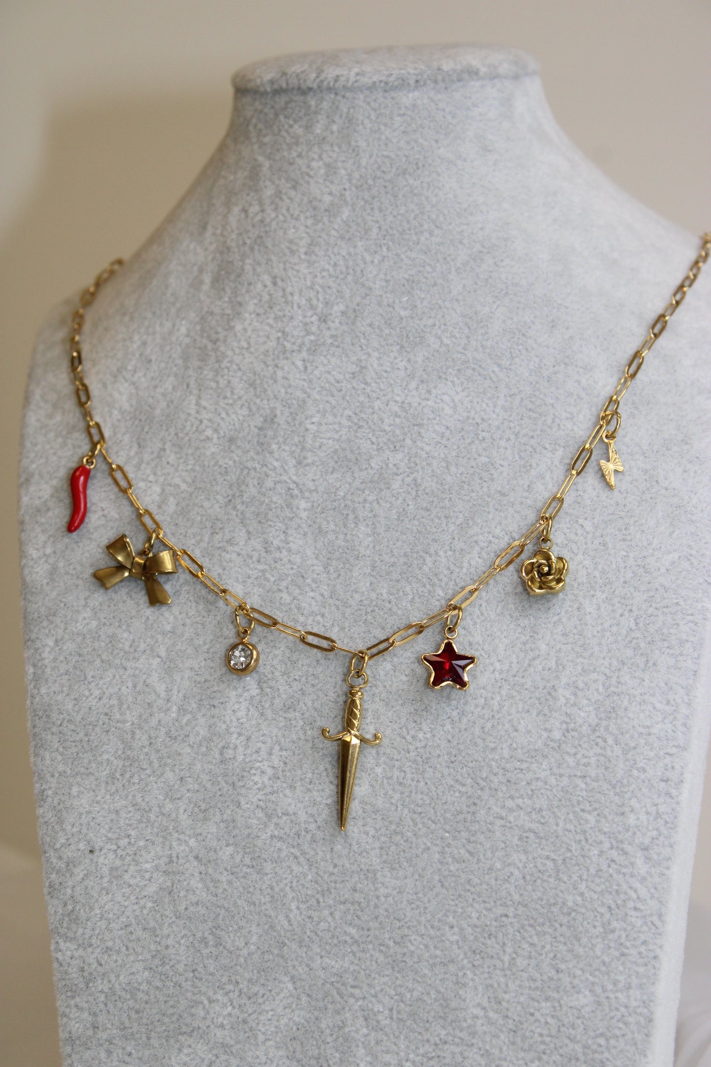 "Scarlett" Charm Party Box