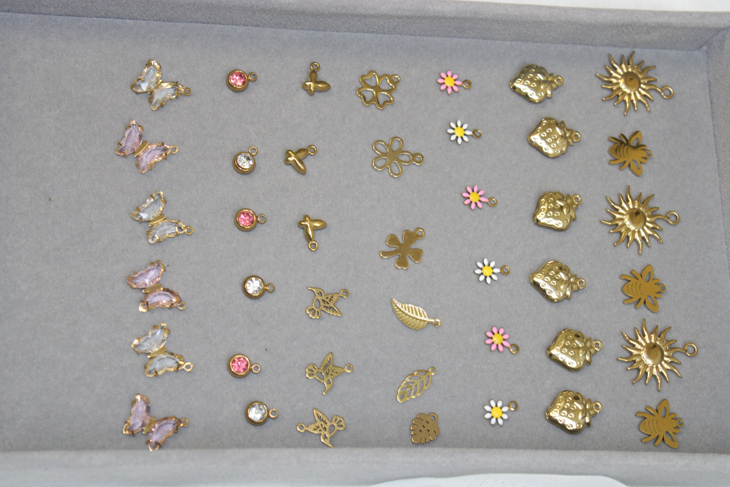 "Elina" Charm Party Box