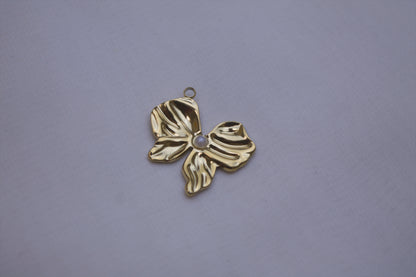 Gold Pearl Textured Bow Charm