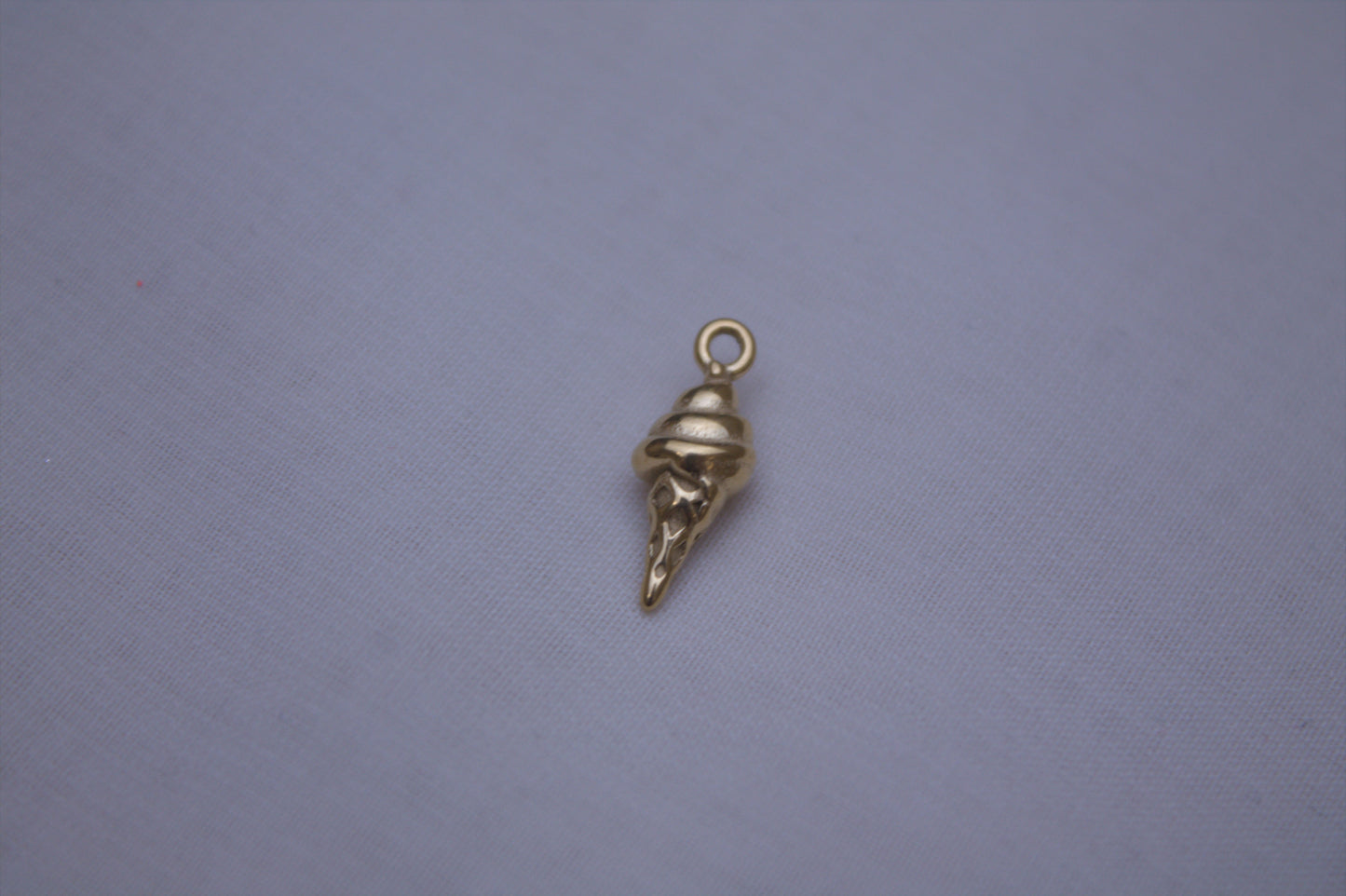Classic Gold Seashell Charm