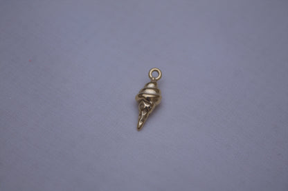 Classic Gold Seashell Charm