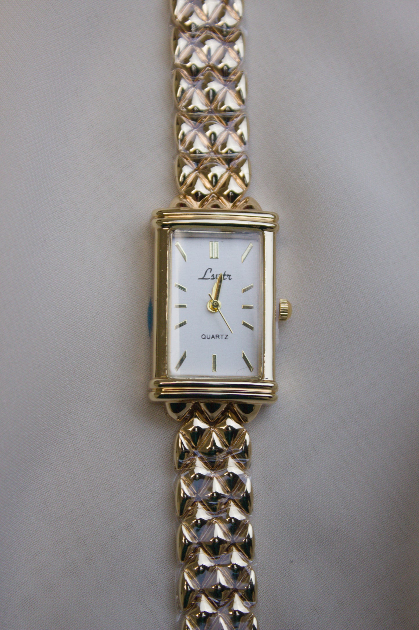 Lyntr Gold Rectangular Chainmail Watch (photo 2)