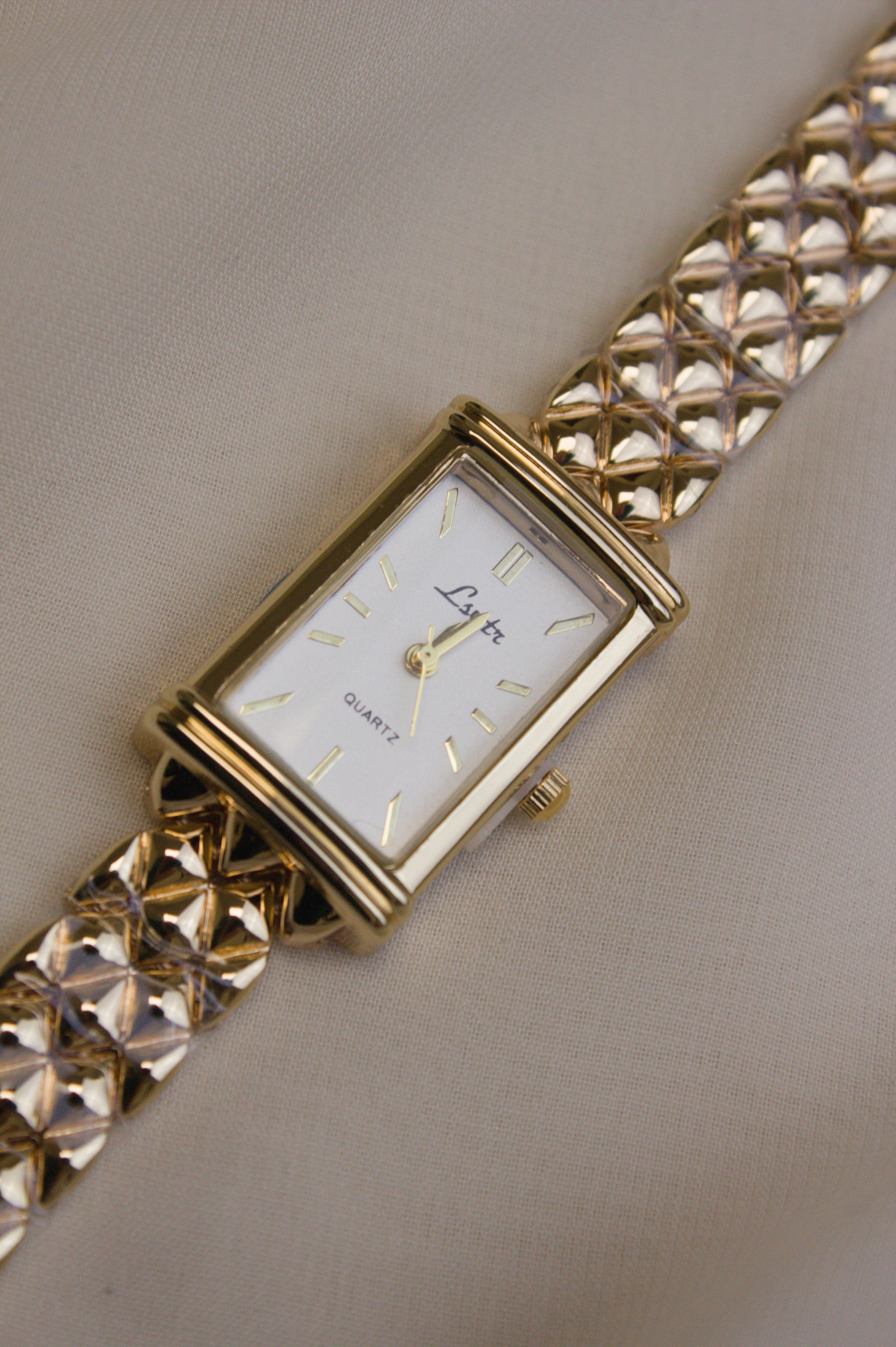Lyntr Gold Rectangular Chainmail Watch (photo 12)