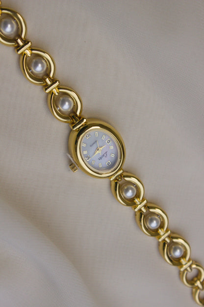 GEDI Gold Oval Pearl-Loop Watch (photo 1)