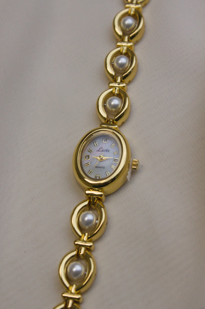 GEDI Gold Oval Pearl-Loop Watch (photo 6)