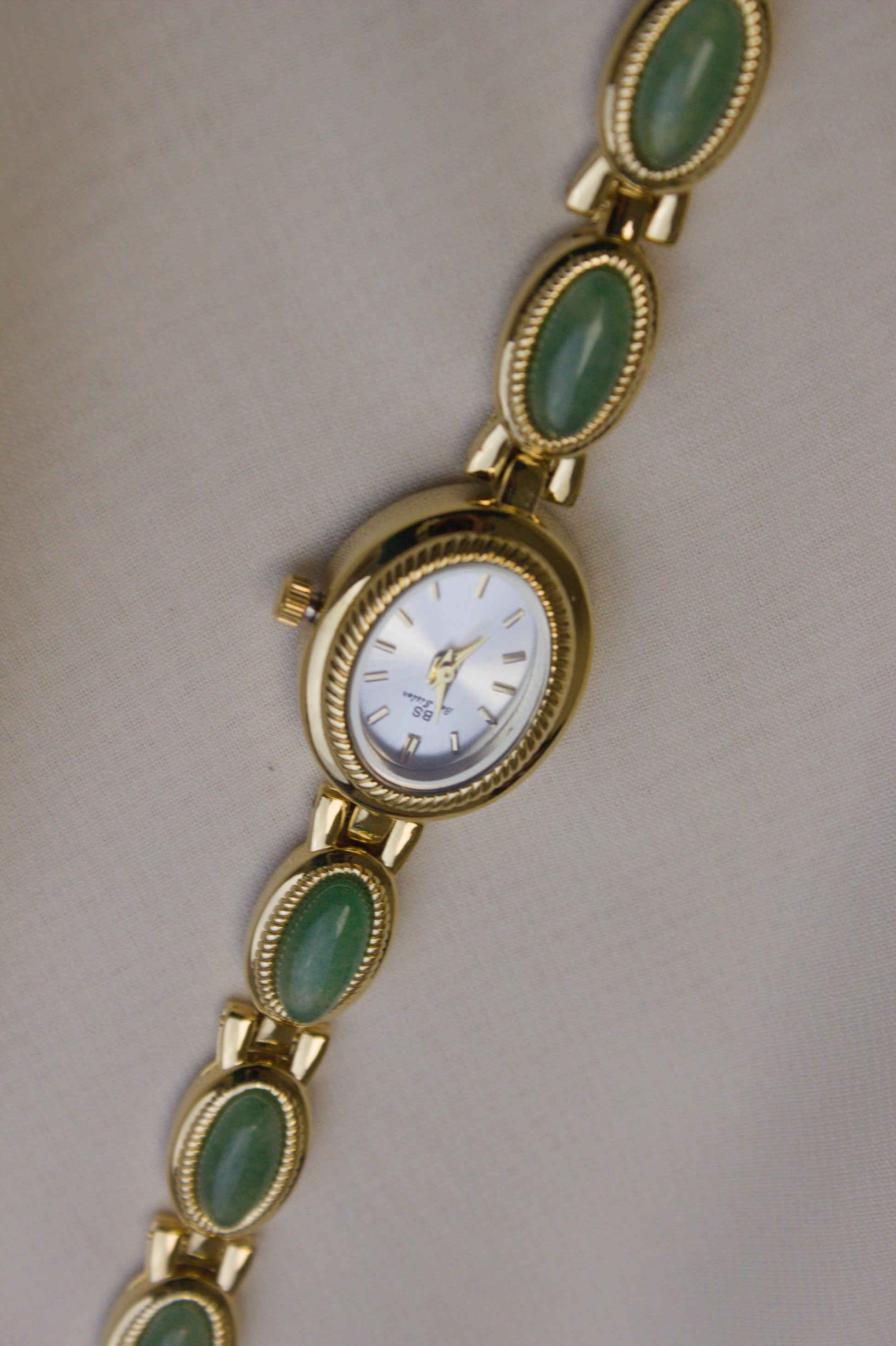 GEDI Gold Oval Jade-Loop Watch (photo 1)