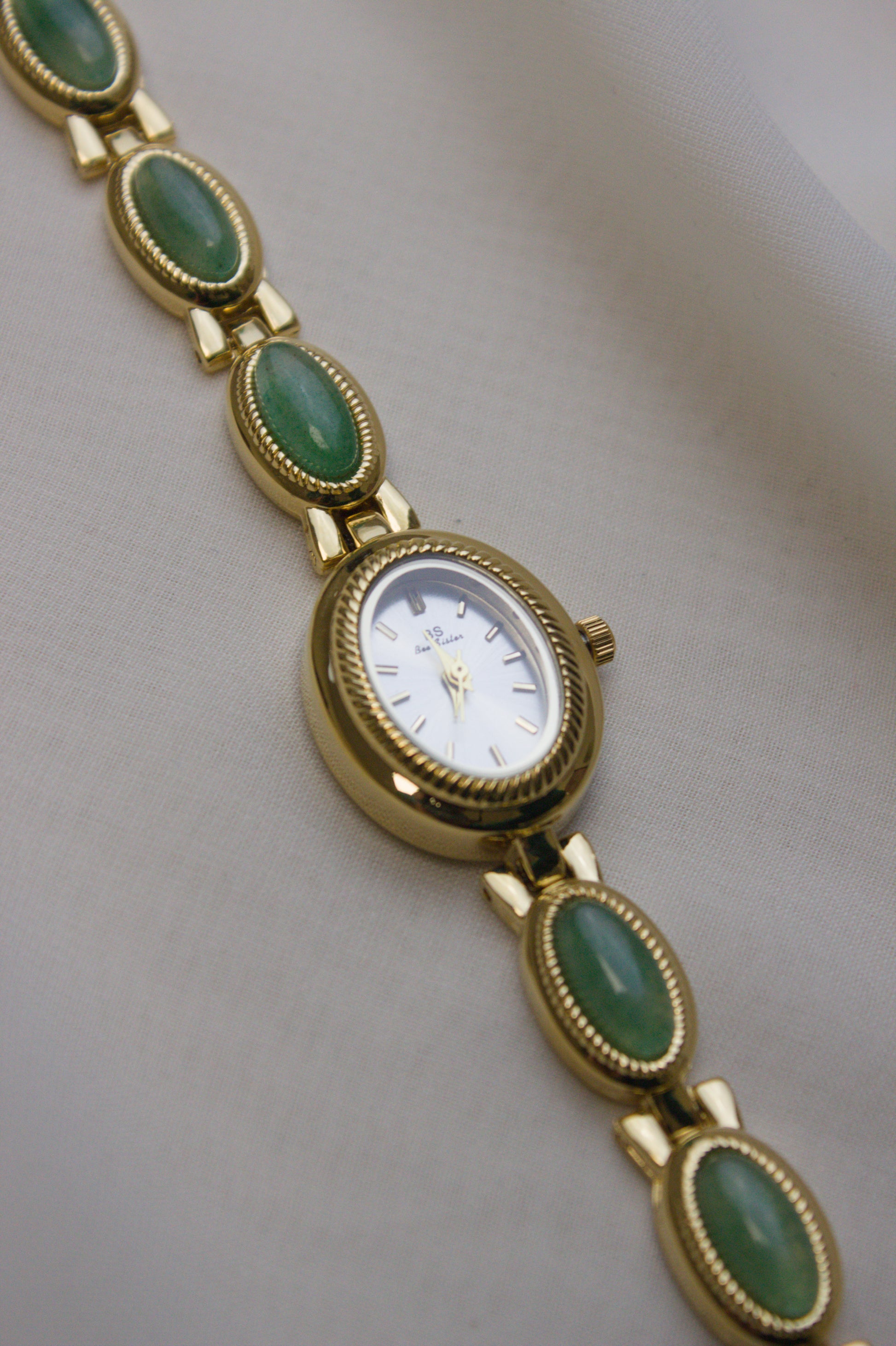 GEDI Gold Oval Jade-Loop Watch (photo 4)