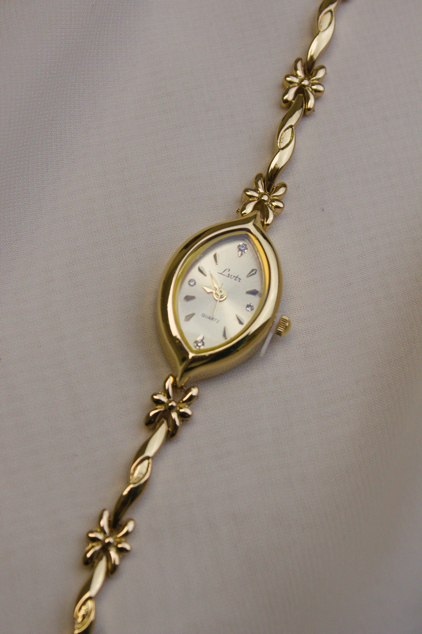 Marquise Gold Floral-Link Watch (photo 3)