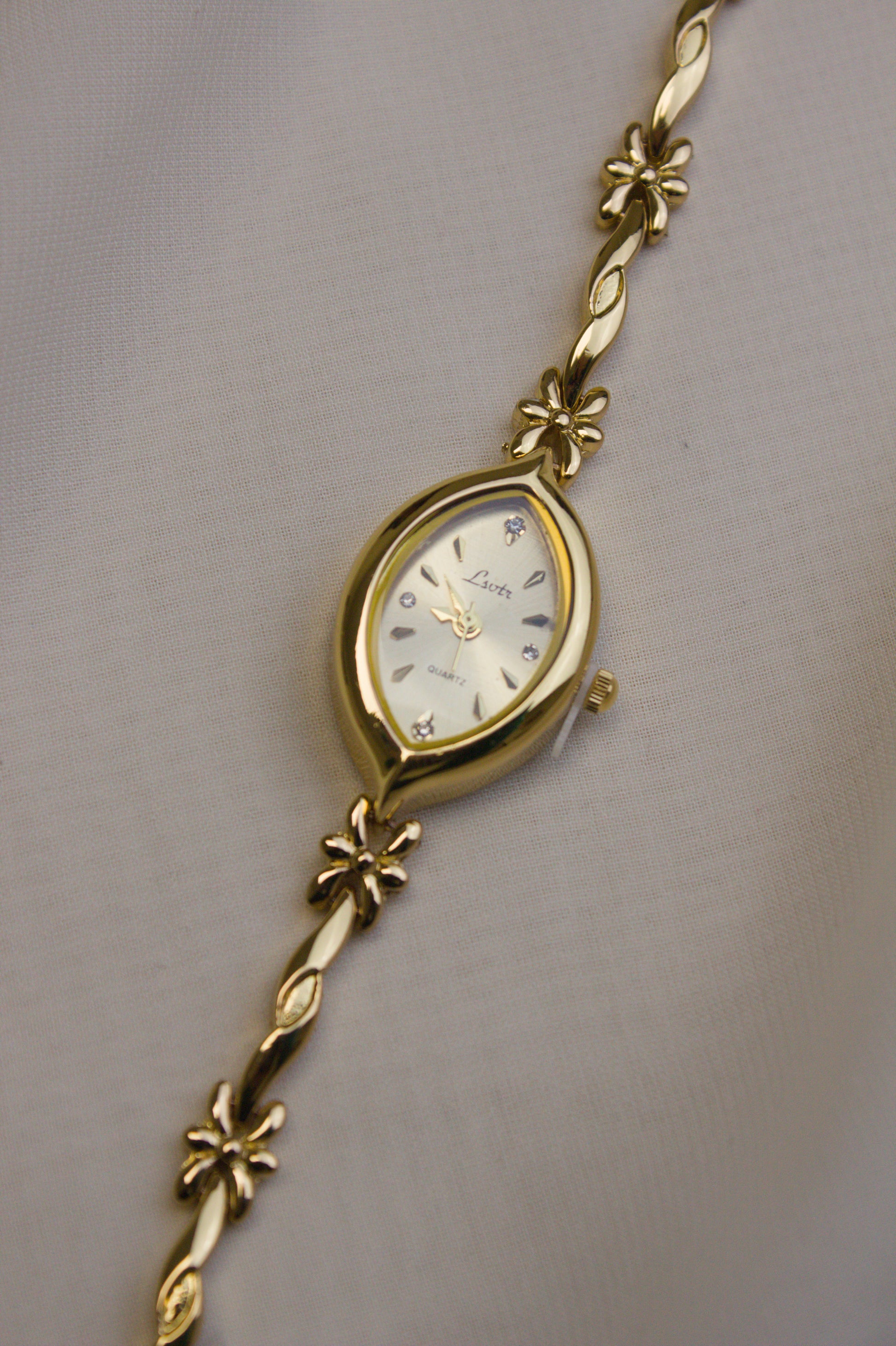 Marquise Gold Floral-Link Watch (photo 3)