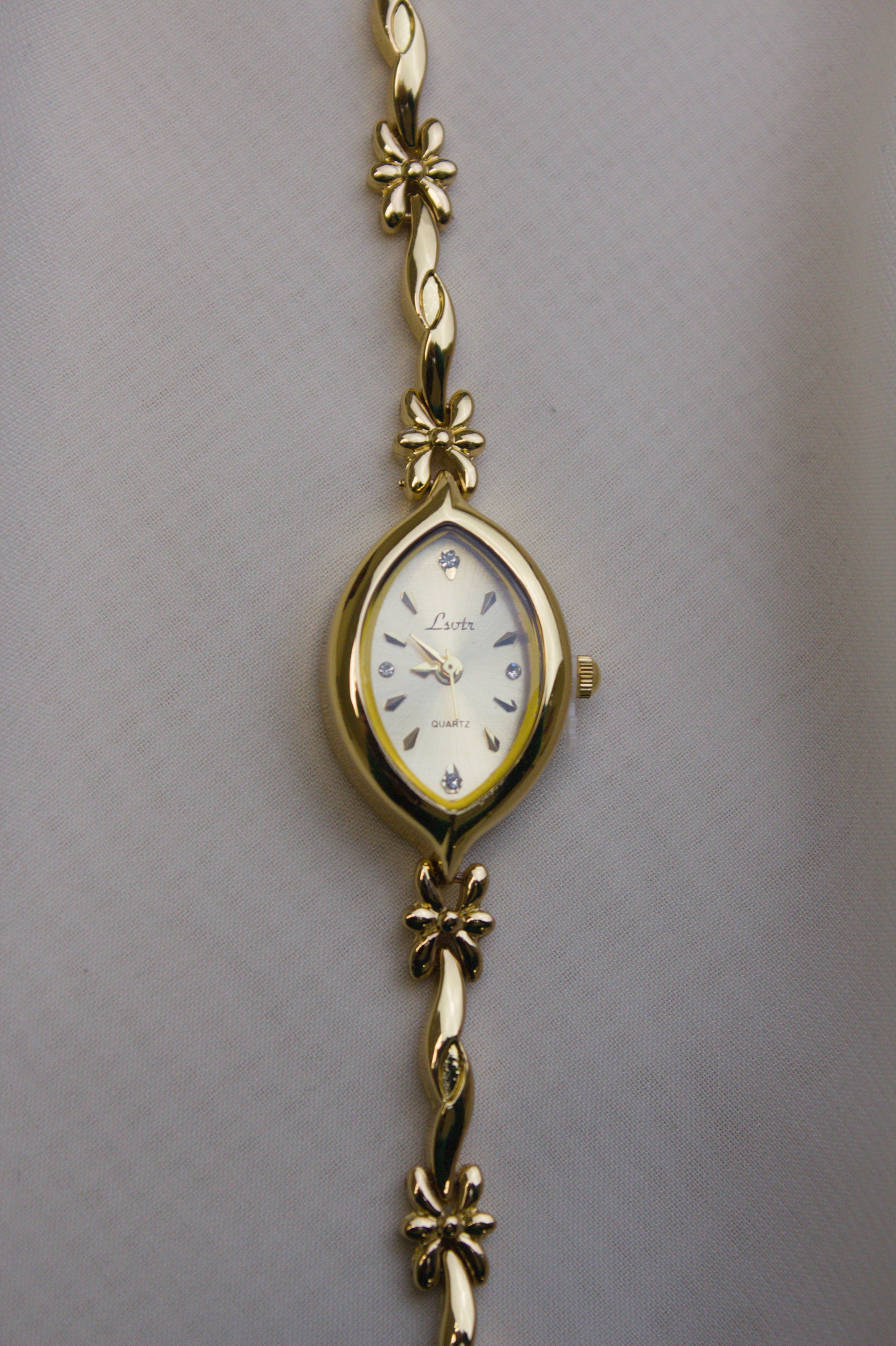 Marquise Gold Floral-Link Watch (photo 6)