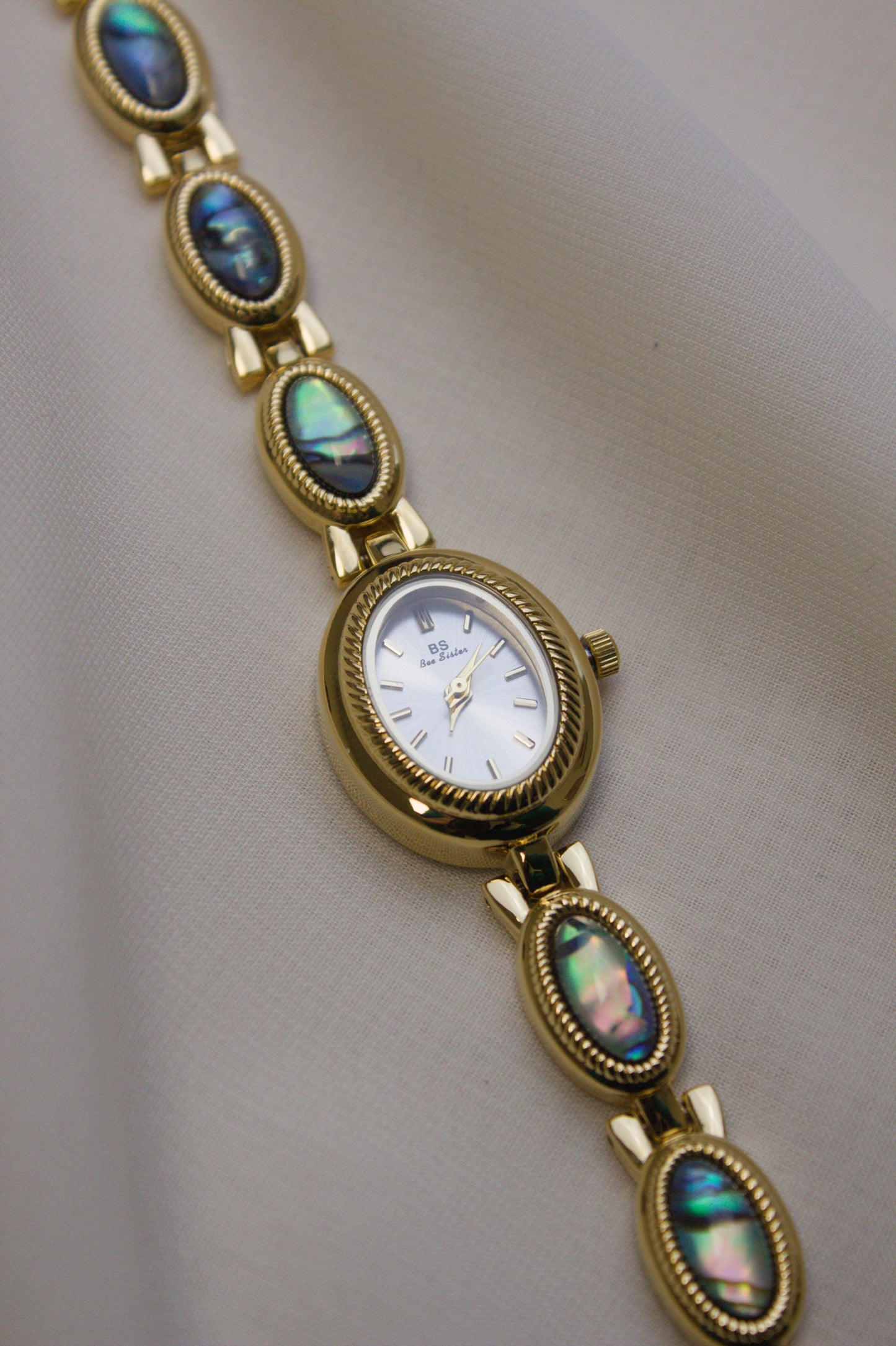 Gold Oval Abalone-Loop Watch (photo 3)
