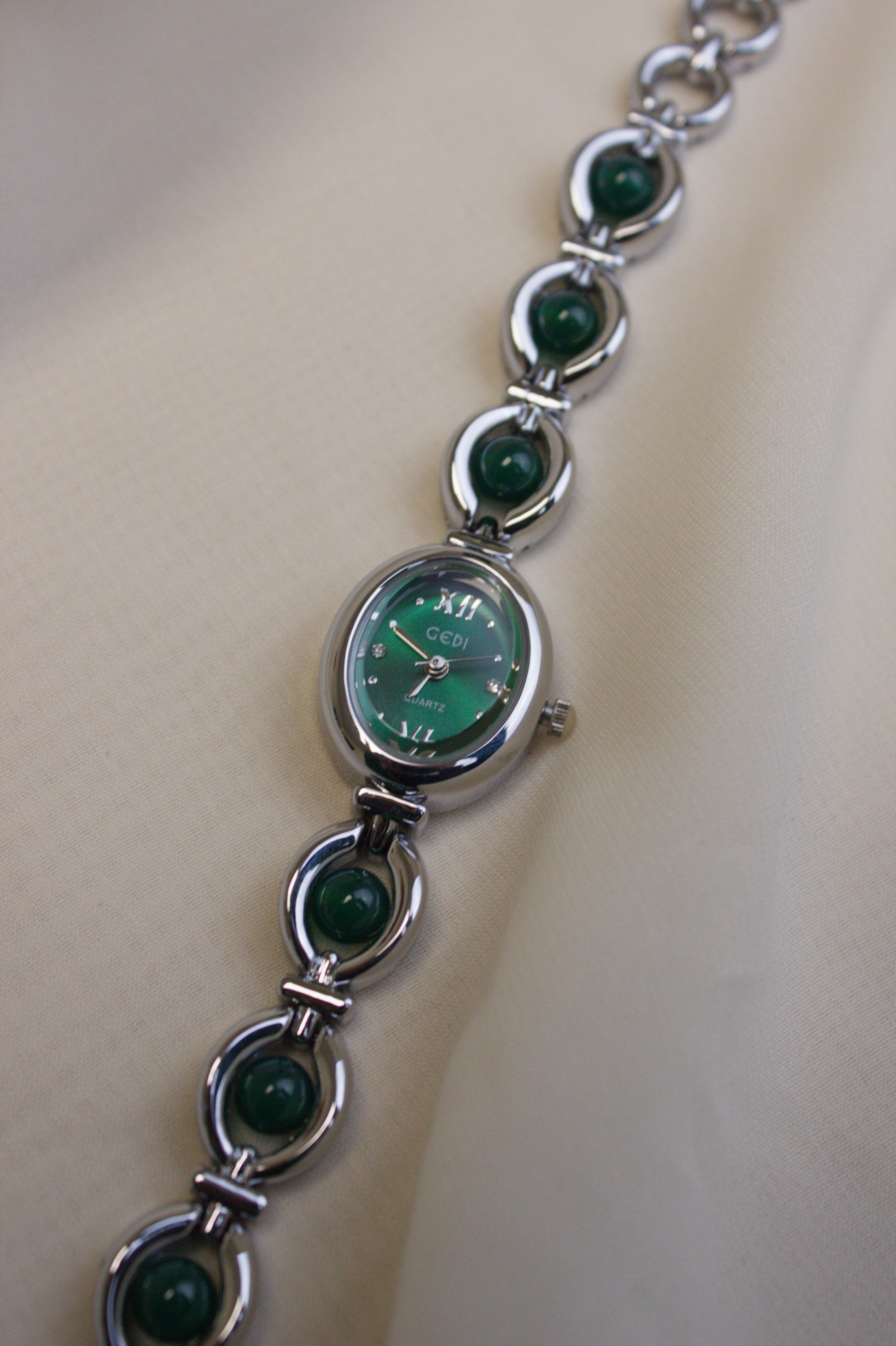 GEDI Gold Oval Garnet-Loop Watch (photo 12)