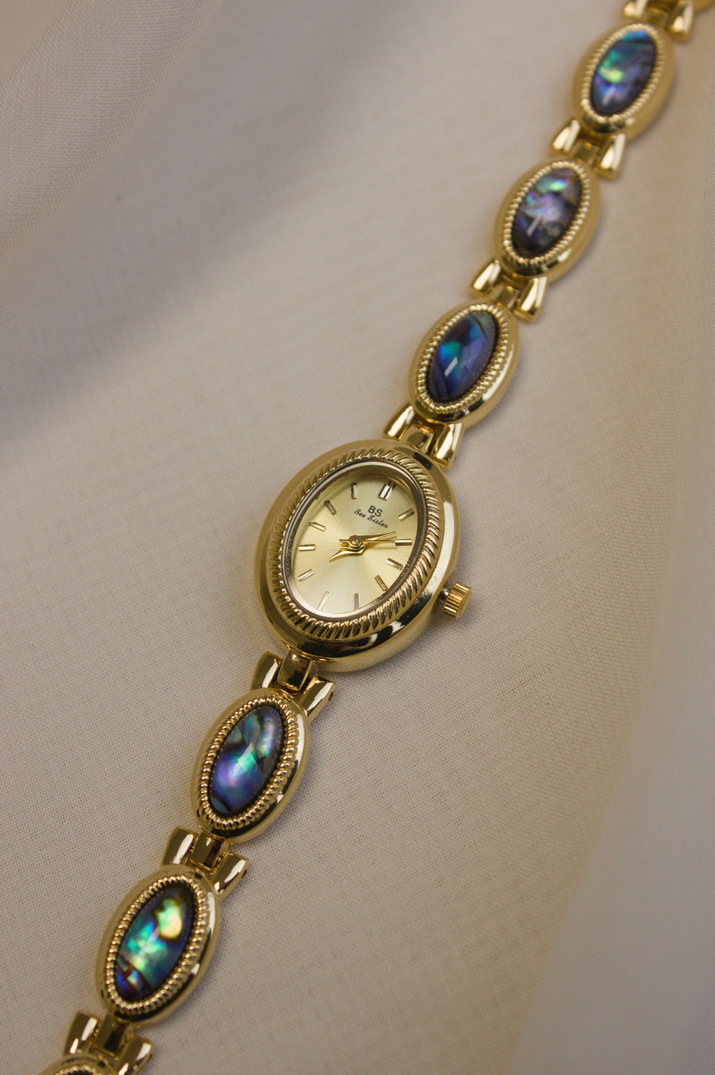 Gold Oval Large Abalone-Inlay Watch (photo 2)