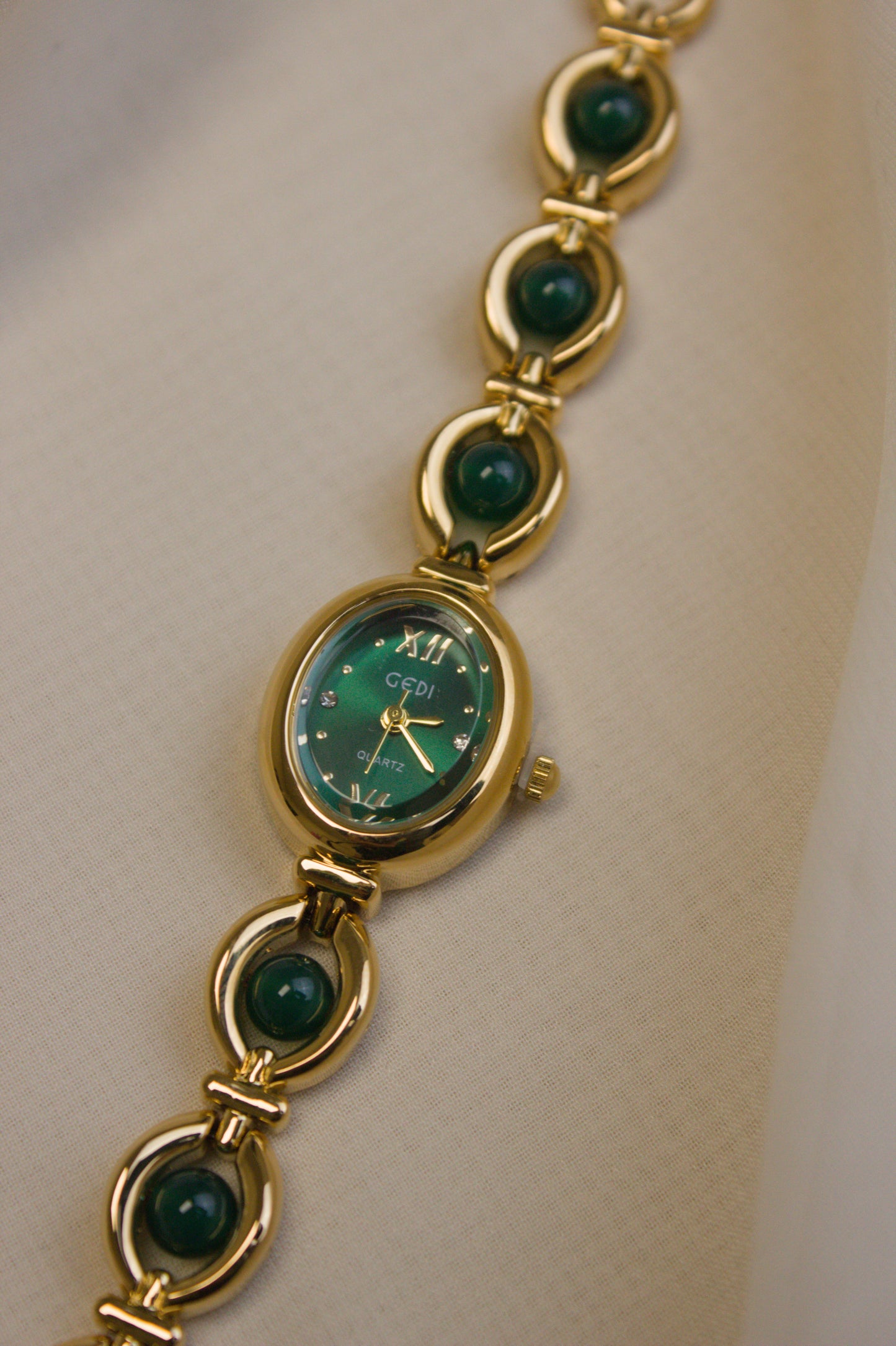 Gold Oval Large Abalone-Inlay Watch (photo 7)