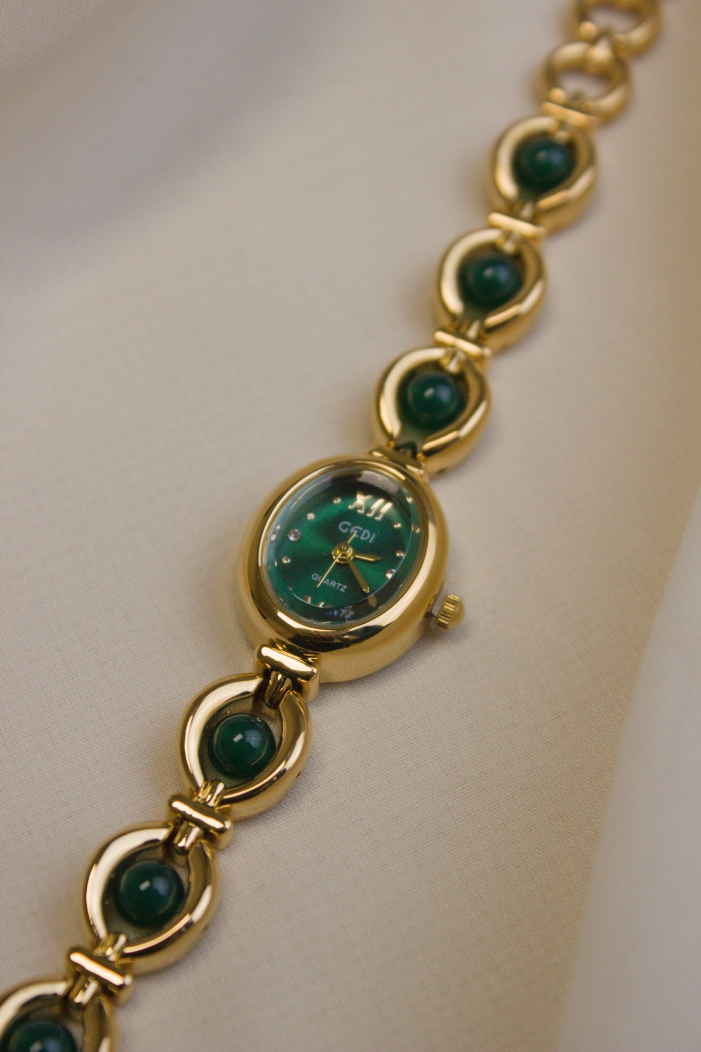 GEDI Gold Oval Emerald-Loop Watch (photo 6)