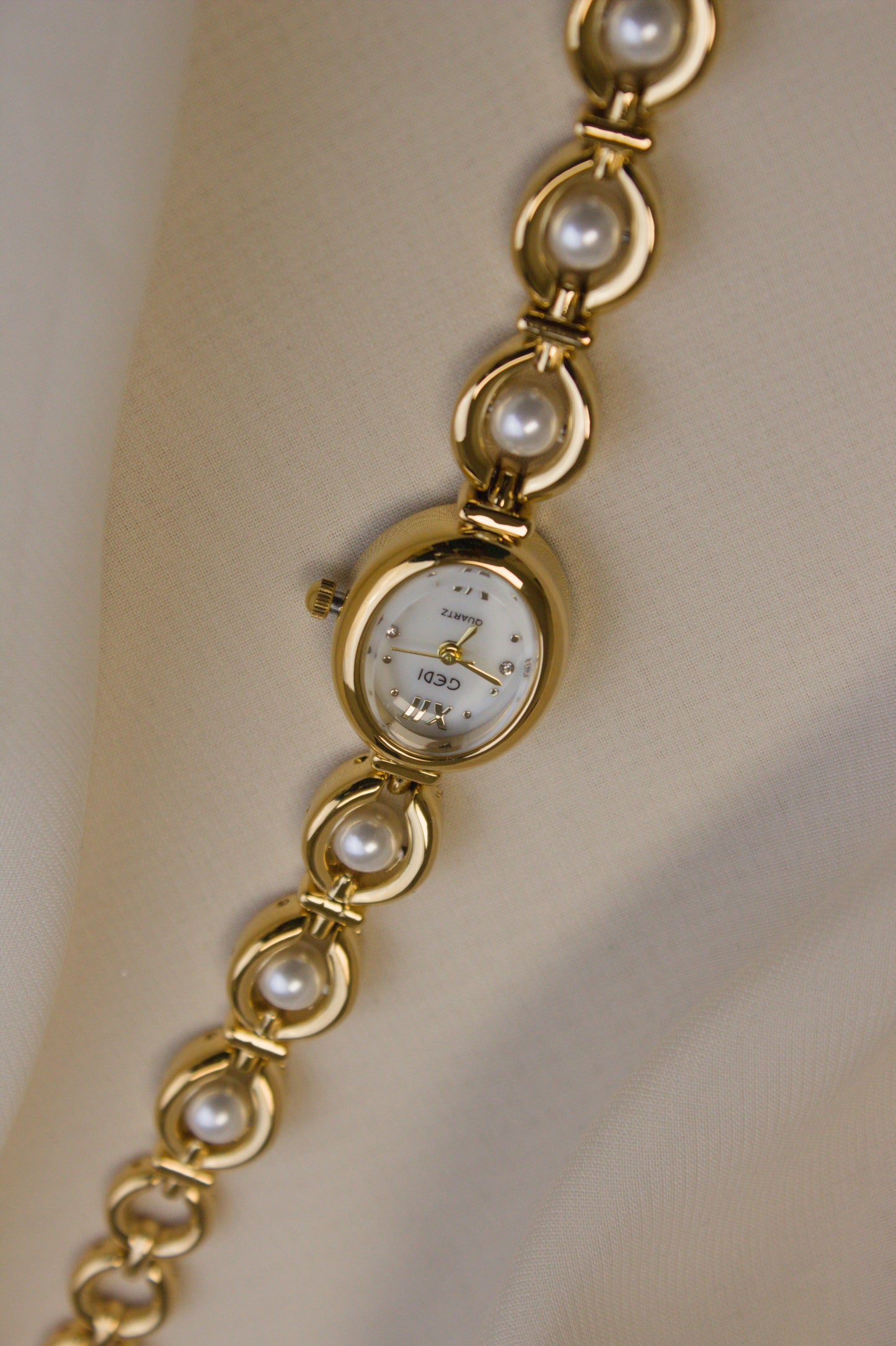 GEDI Gold Oval Tiger's-Eye Loop Watch (photo 5)