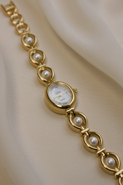 GEDI Gold Oval Pearl-Loop Watch (Style 2) (photo 4)