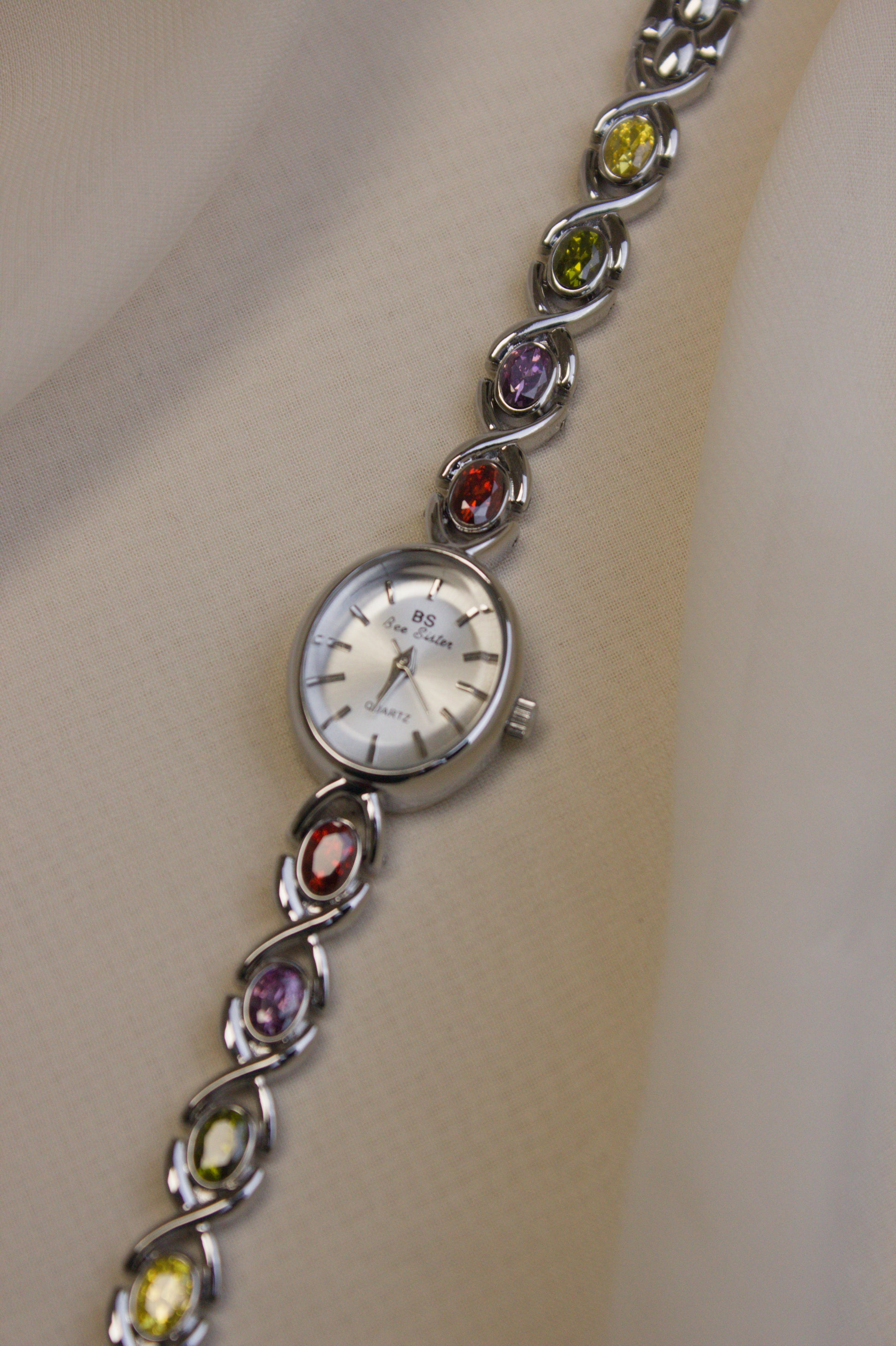 GEDI Gold Oval Pearl-Loop Watch (Style 2) (photo 8)