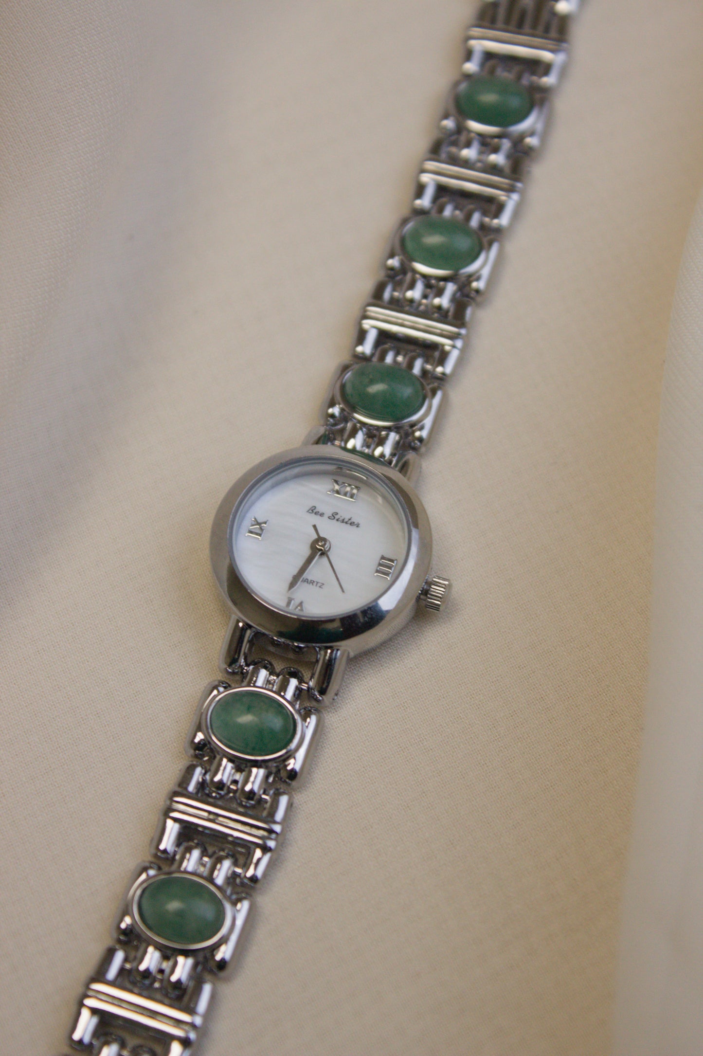 Silver Oval Jade Bar-Link Watch (photo 3)