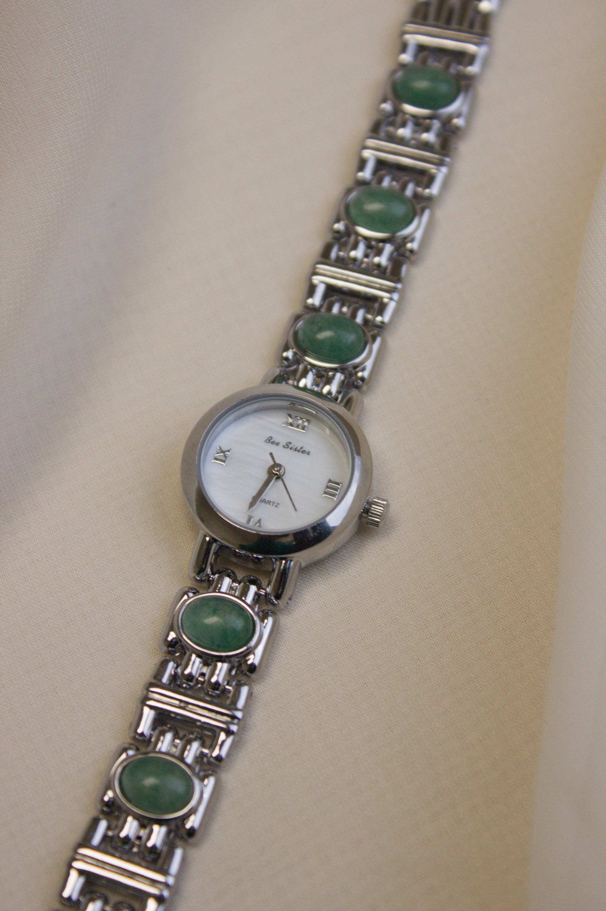 Silver Oval Jade Bar-Link Watch (photo 3)
