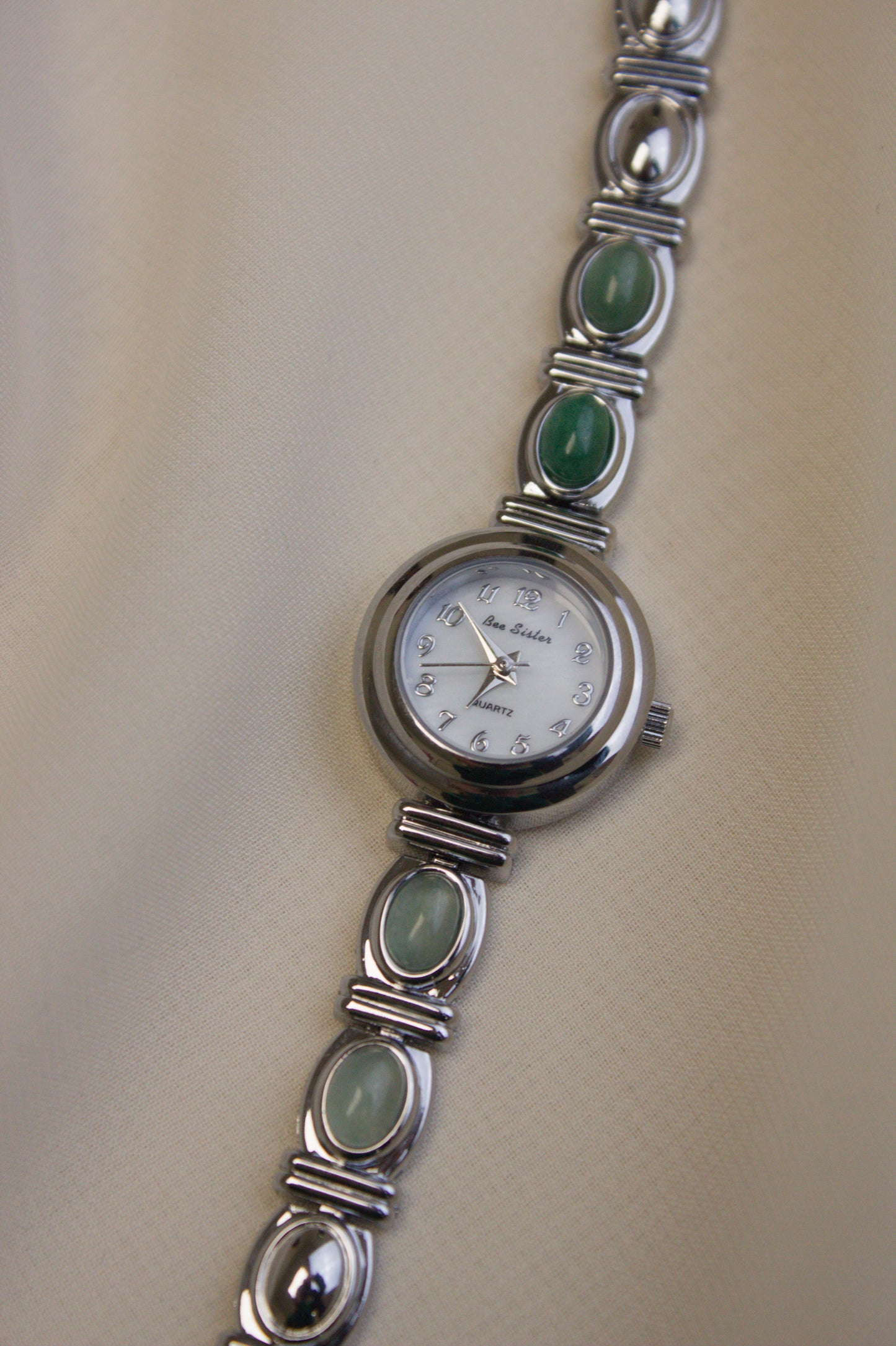 Gold Round Jade Bar Watch (photo 4)