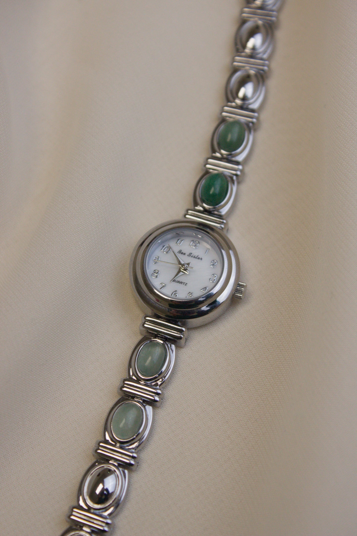 Gold Round Jade Bar Watch (photo 5)
