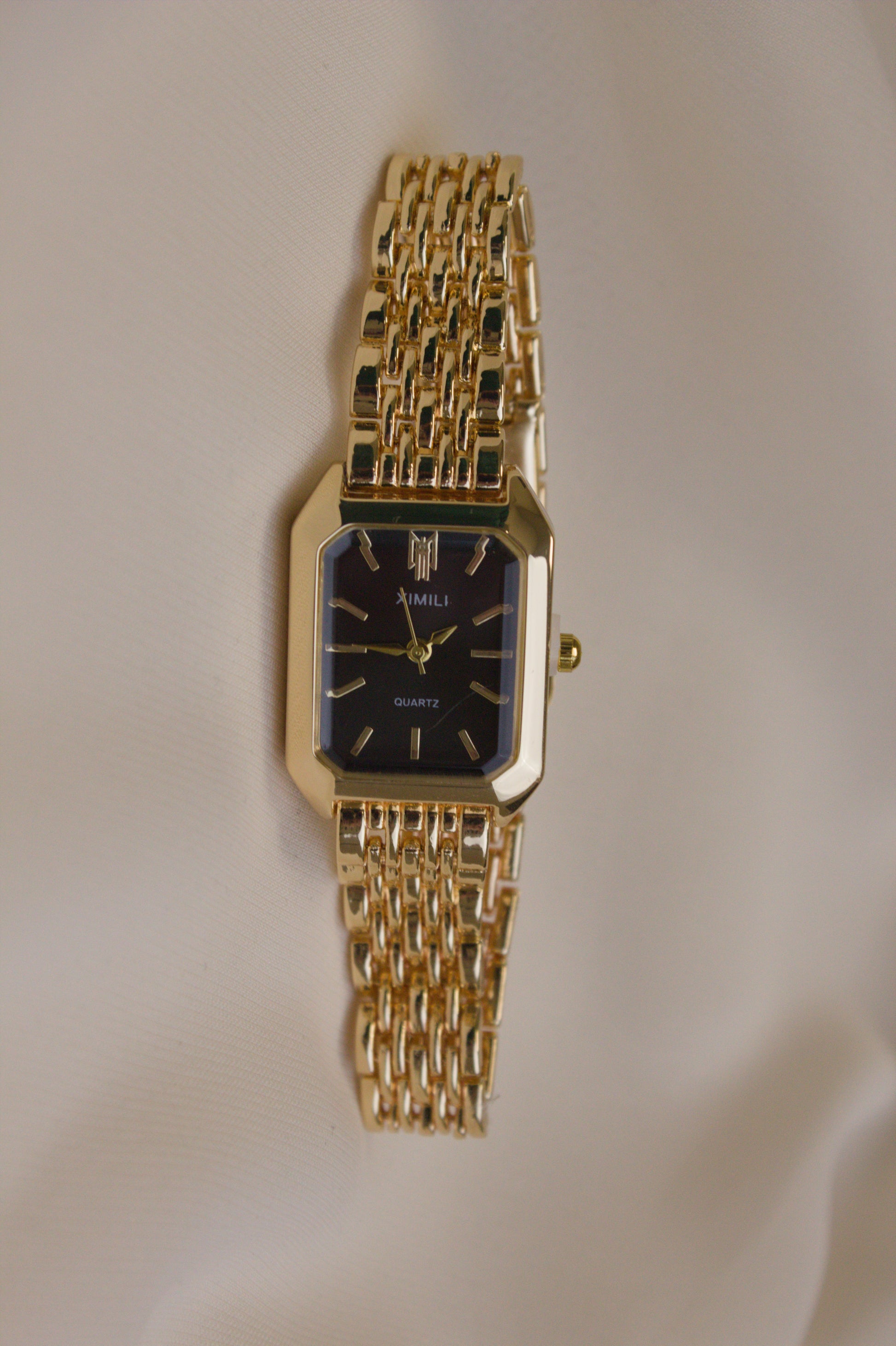 BS Gold Oval Rainbow Infinity-Link Watch (photo 9)