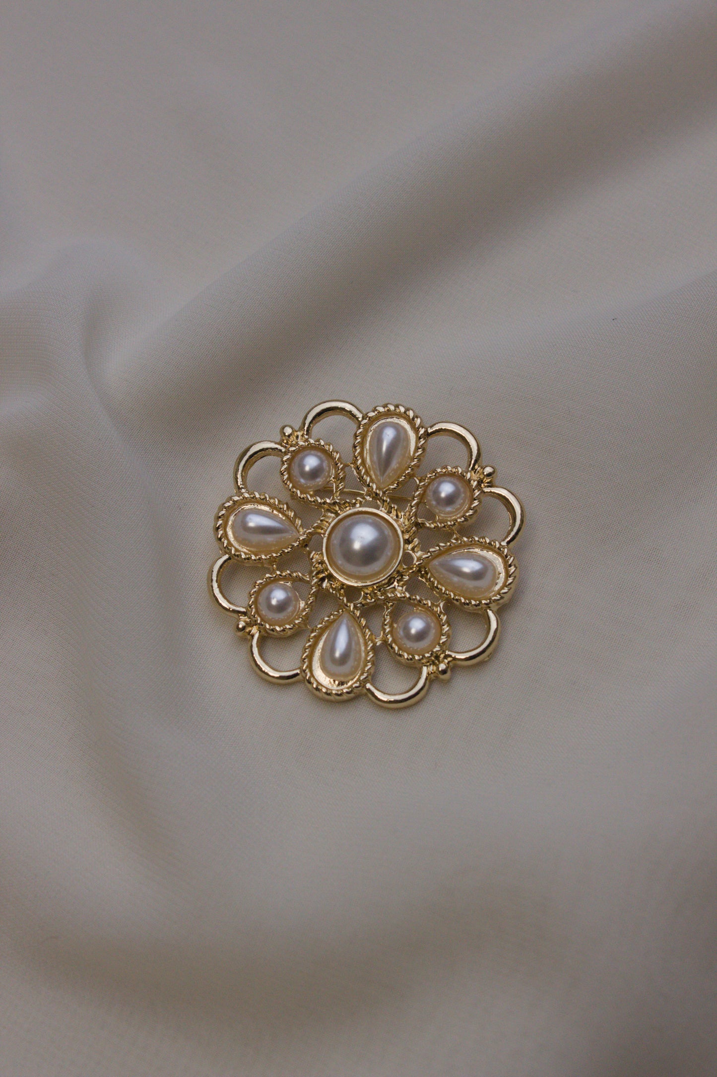 Gold Pearl Cluster Medallion Brooch