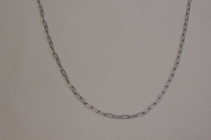 Dainty Silver Paperclip Necklace