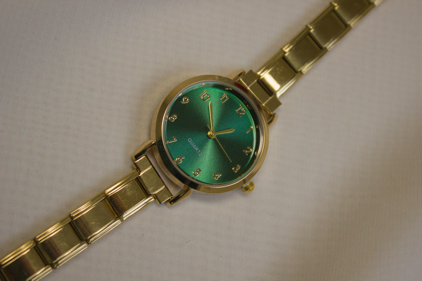 Gold Link Round Green Crystal Marker Italian Watch