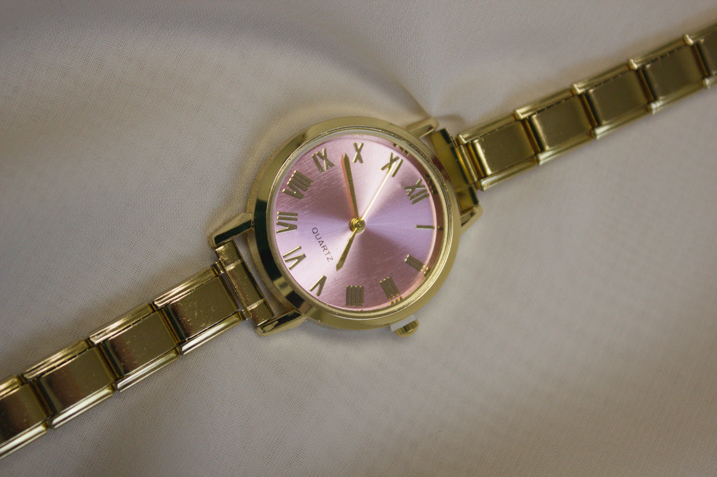 Gold Link Round Pink Roman Numeral Italian Watch (v2)