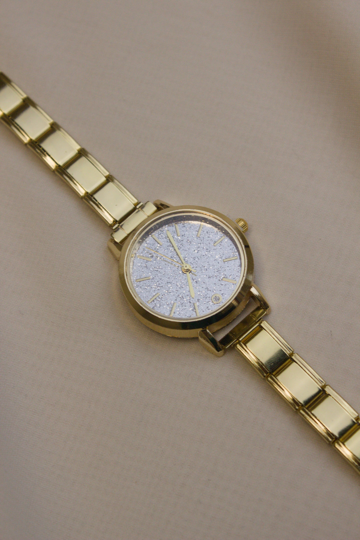 Gold Link Round Silver Glitter Dial Italian Watch