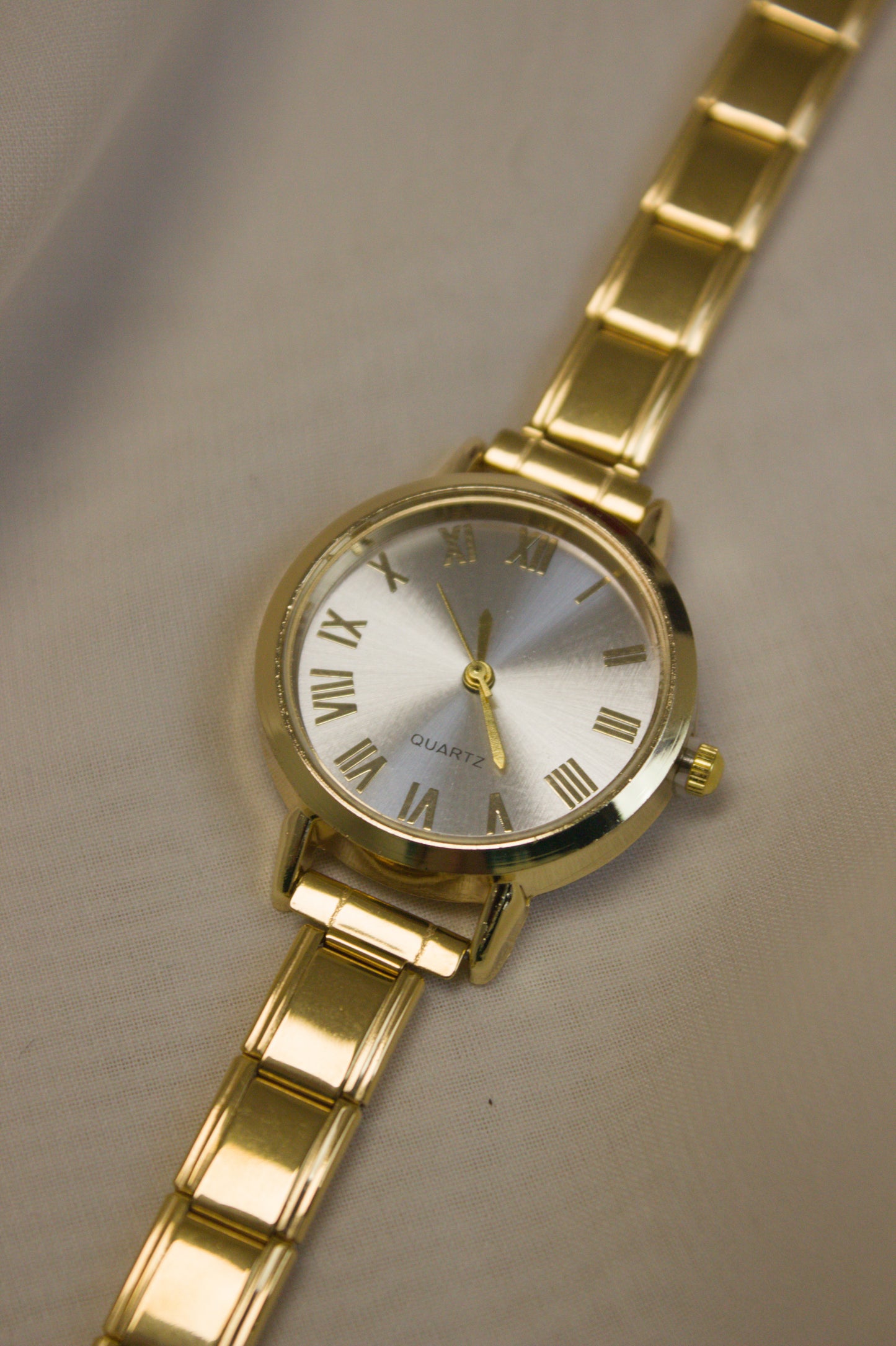 Gold Link Round Silver Roman Numeral Italian Watch