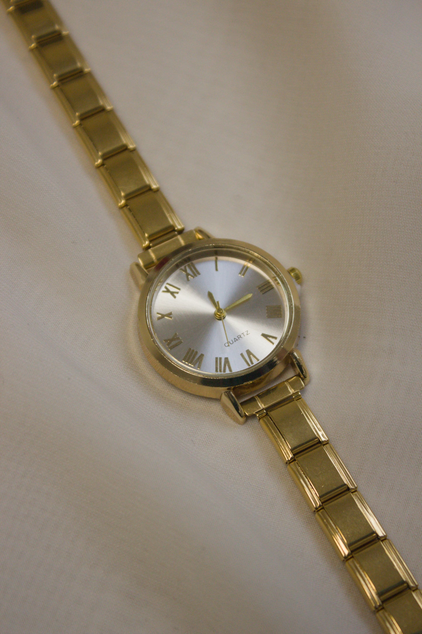 Gold Link Round Silver Roman Numeral Italian Watch