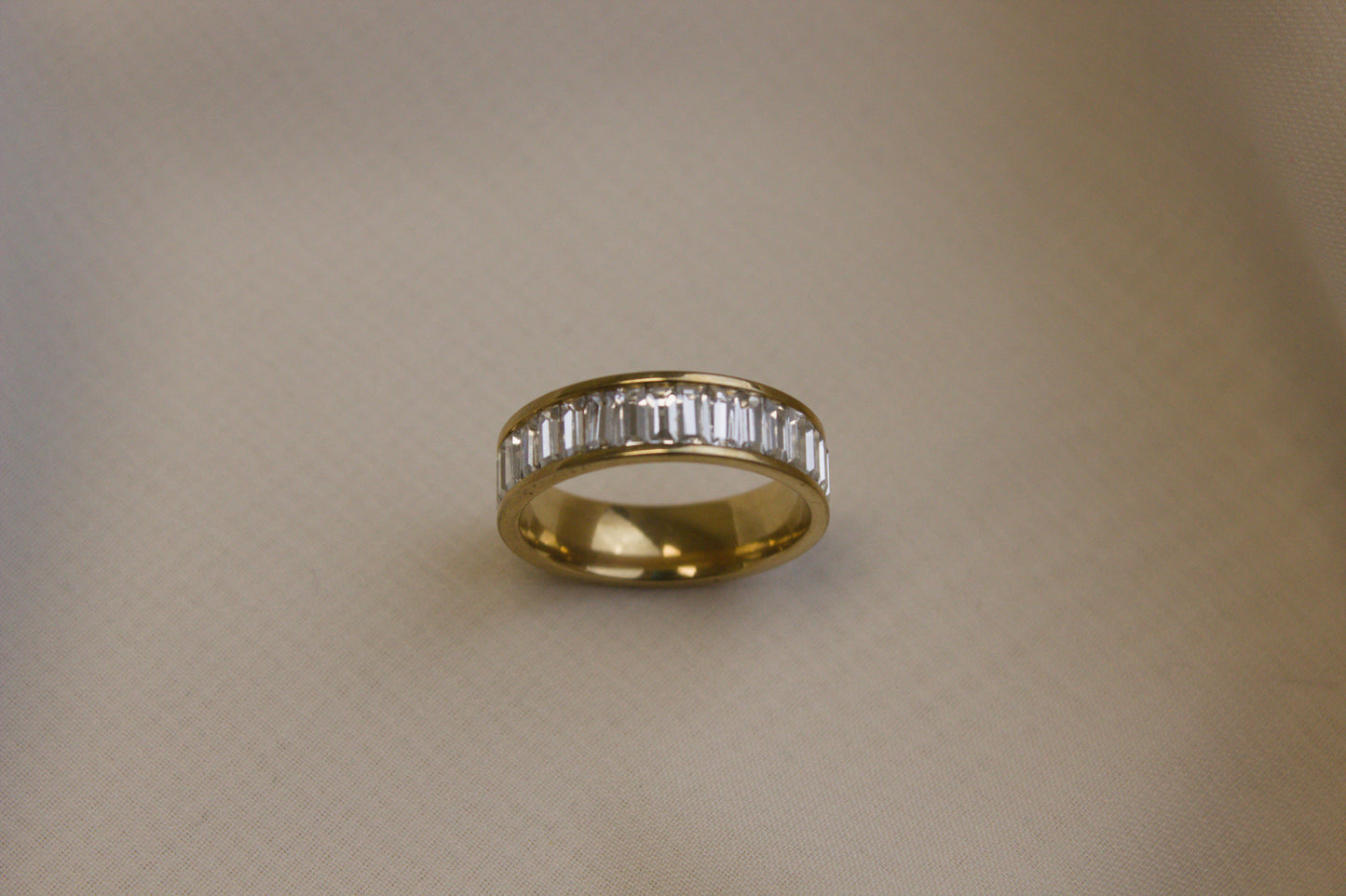 Lilian Ring White