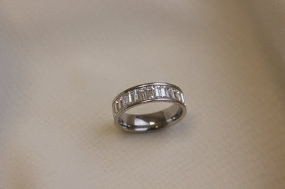 Lilian Ring White Silver
