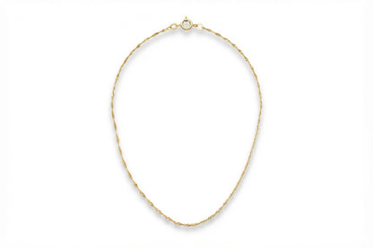 Dainty Gold Twist Necklace