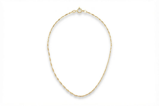 Dainty Gold Twist Necklace