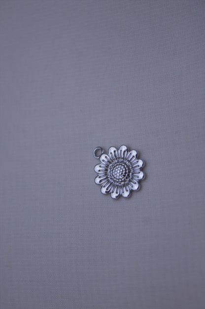 Silver Daisy Charm