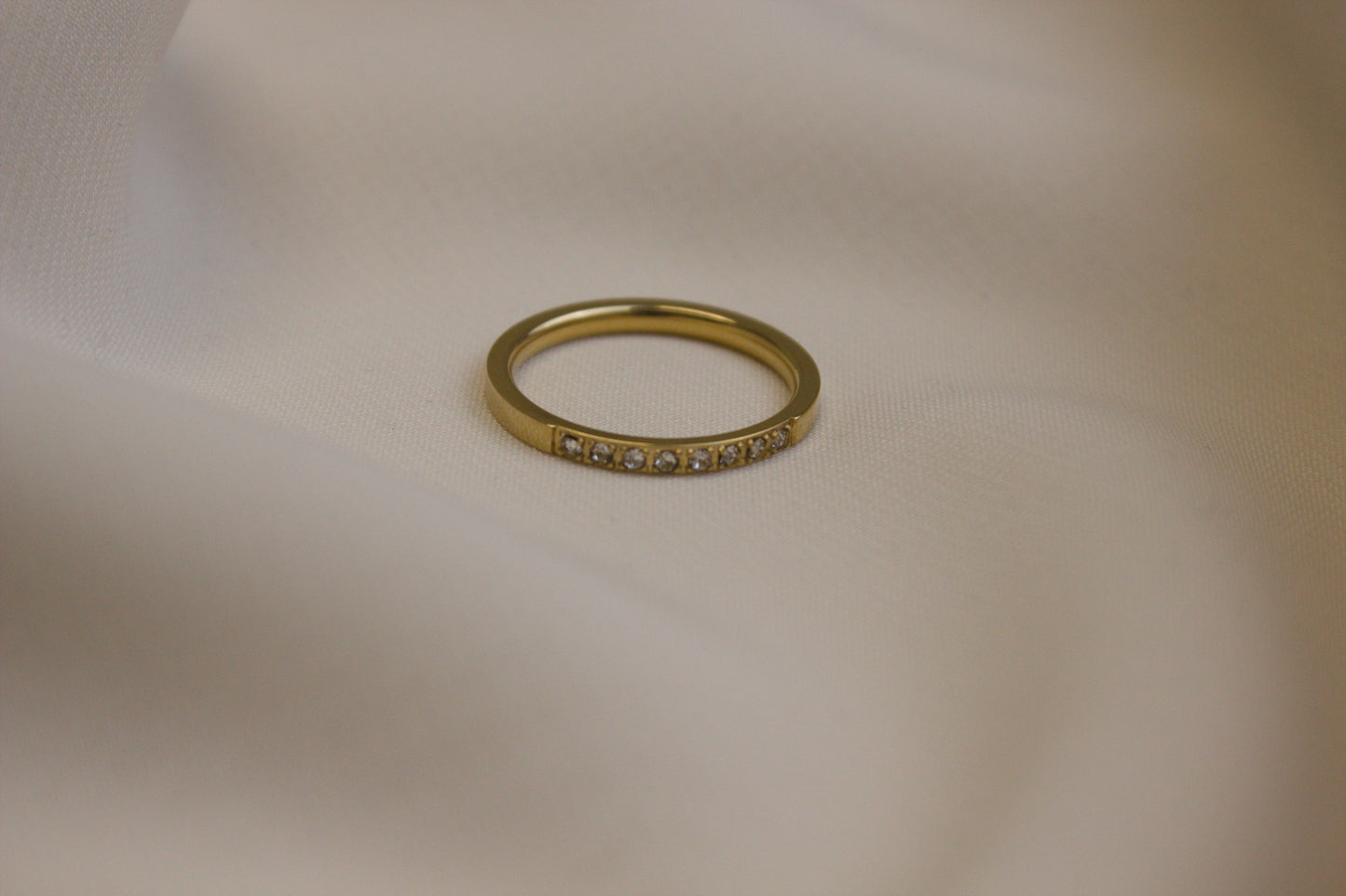 Simple Band With Gems